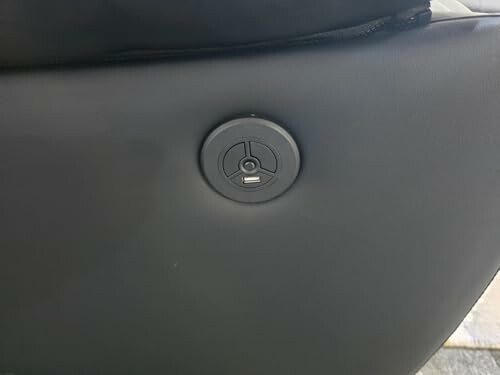 USB port on car seat